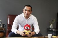 中国陶瓷总部十周年系列访谈——巴黎世家邓贤志