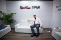 乐迈王鲁东：专注石晶地板，创造健康时尚之家