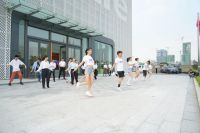 大自然家居“向上更出色”公益跳绳活动，掀起全民跳绳热潮！