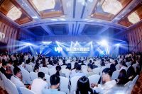 实力共鉴 | 扬子地板及董事长双双斩获行业“2019年度影响力”殊荣