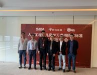 缓解青少年的脊椎压力，西昊用人体工学守护孩子健康