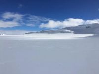 华耐登山队成功登顶全球7+2第八站-南极洲文森峰