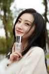 DIOR迪奥宣布景甜成为DIOR迪奥肌活蕴能形象大使