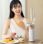 动手指就能喝开水，得体3秒速热饮水机开启便捷饮水体验