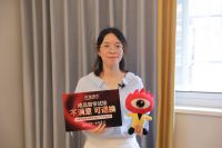 如鱼得水消费者乔女士：“试挂”让买窗帘像买衣服似简单