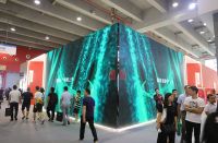 建博会 | 第一天现场直击，怡发门窗燃爆了