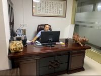 企业找准定位，做大做强