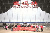 榄菊号高铁专列首发，温情守护万千榄菊人归“家”