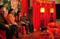 婚礼父母不上台新颖的方式 婚礼能取消父母上台环节吗