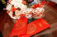 订婚女方哪些亲戚参加 一般订婚穿什么衣服