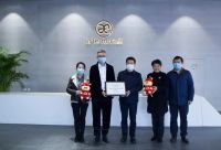 书香门地连续8年荣获「青浦区百强优秀企业」