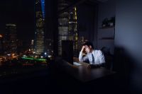 开年继续奋斗！荣泰健康拯救你的“上班拖延症”