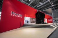 直击AWE丨Shark鲨客新品亮相引爆全场 定义洗地机新标准