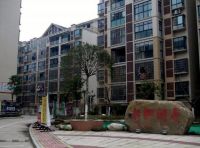 老公将“阳台”改装“卧室”，邻居：不改回来，就到物业投诉你！