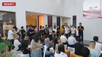 众大咖探展2021广州建博会 畅聊TATA木门倡导的生活方式