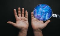 公共场所与个人防疫科普：戴口罩、手消毒缺一不可！