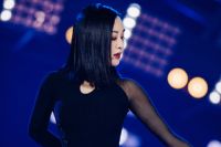 钟丽缇晒出常用健发梳养发秘诀，远离脱发秃头
