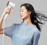 在科技中做用户的“须发呵护者” 岚斐高速吹风机震撼上市
