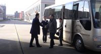 热烈欢迎中国建筑材料流通协会领导一行莅临格温特门窗总部莅临指导！