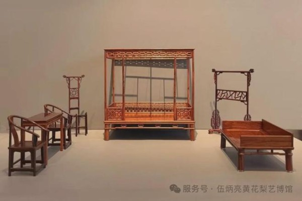 伍炳亮海南黄花梨珍品入藏海南省博物馆