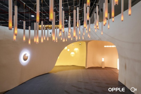 光越宇宙：欧普照明携OLL亮相2025广州设计周，开启照明新生态