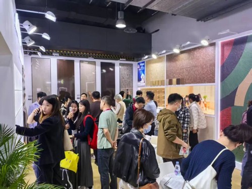 兔宝宝科技木亮相2025广州设计周,百款新品演绎人居美学