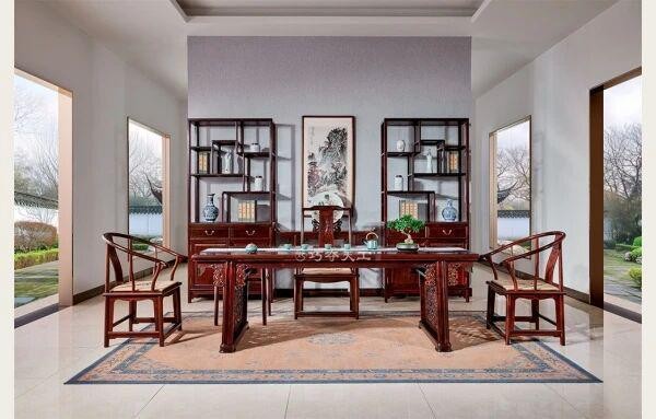 中国红木家具十大品牌解析，发现顶级工艺之美。