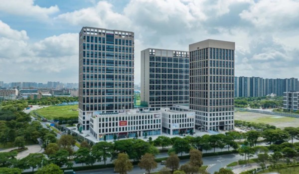 箭牌2025：品牌向上，渠道向下，压力之年的主动进击