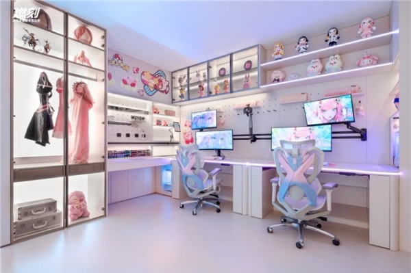 皮阿诺燃刻2.0系列电竞房发布，打造年轻人的“梦中情房”