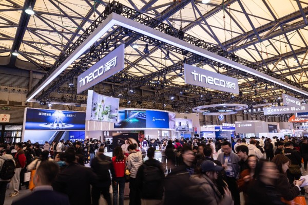 以“透视”重塑清洁，以美食疗愈生活：添可成AWE 2026“爆款”打卡地