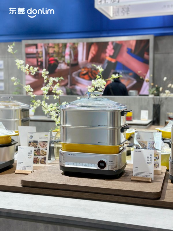 东菱高压植物奶机升级亮相AWE,现场试饮醇豆奶圈粉无数