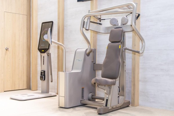 /Users/Greeny/Desktop/Technogym/Press Material/Event Release/活动新闻稿：Technogym泰诺健亮相2026设计上海，携全新Sand Stone砂岩系列开启健康奢华生活新纪元/图片资料/2026设计上海Technogym泰诺健展台（2）.jpeg2026设计上海Technogym泰诺健展台（2）