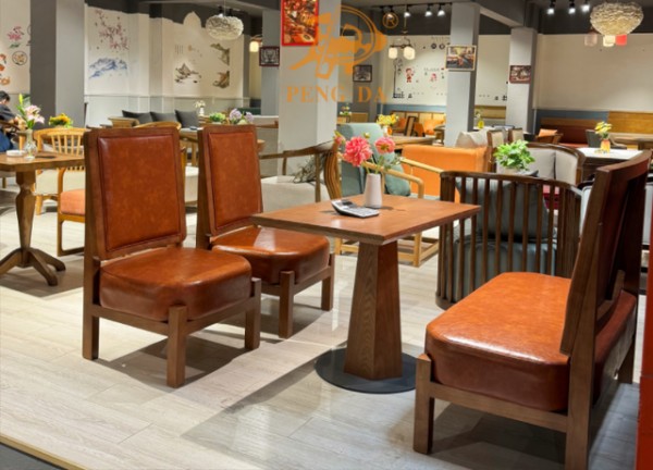 成都餐饮家具源头工厂鹏达家具：42年老牌企业如何帮老板省下30%成本？