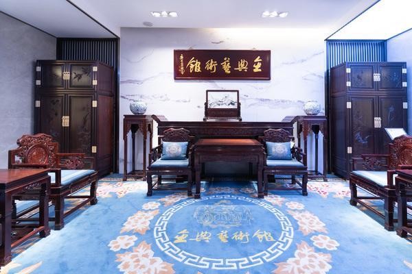 年年红金典|以赤金匠心致敬如山父爱,藏一屋传世温情