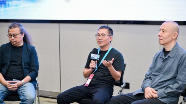 从“屋顶”到“能源”:华宝新能的绿色建材新物种