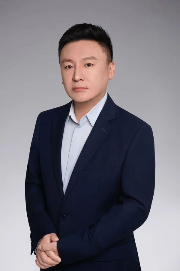广东广播电视台移动频道独家专访| 深耕工美承文脉 匠心筑梦映山海 ——《匠心岭南》出品人、广东工美数字文化有限公司总经理吕勇