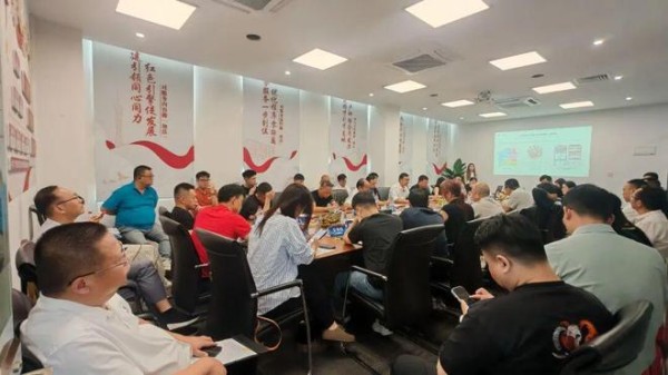 从“风口扩张”到“体系竞争”,装配式装修如何重构局旧改赛道?