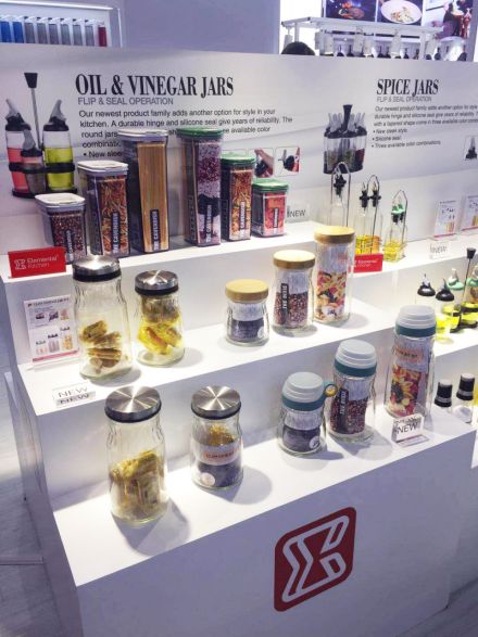 HY3全新品牌再次展现,引起全场瞩目