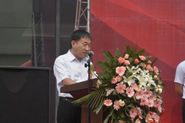 周村区人民政府副区长耿峰致词