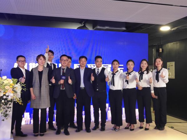 共享办公低谷期 红星美凯龙以“霍KING”来抄底