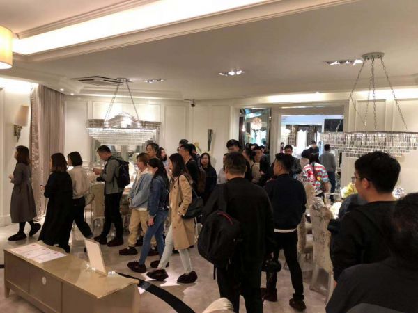 青岛设计师参观拉菲德堡展厅