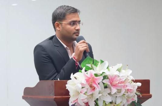 TORO TILES 亚洲区销售总监 Parth