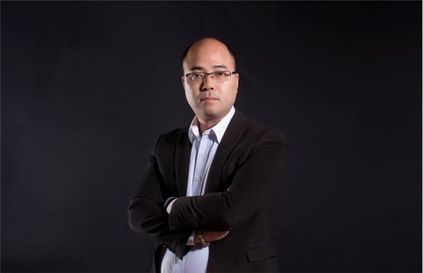 
  轩尼斯门窗营销中心 品牌总监 王刚