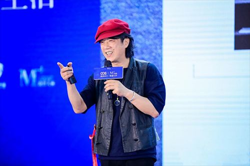 △中国著名室内设计师、生活艺术家、光合设计艺术机构发起人、典尚设计创始人陈耀光,7月9日在广州M+Talk现场,做“设计艺术之完美有缺”主题分享