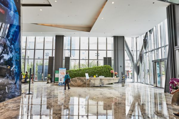 如今都购买高层住宅,将来70年使用权到期,拆迁不值钱了吗