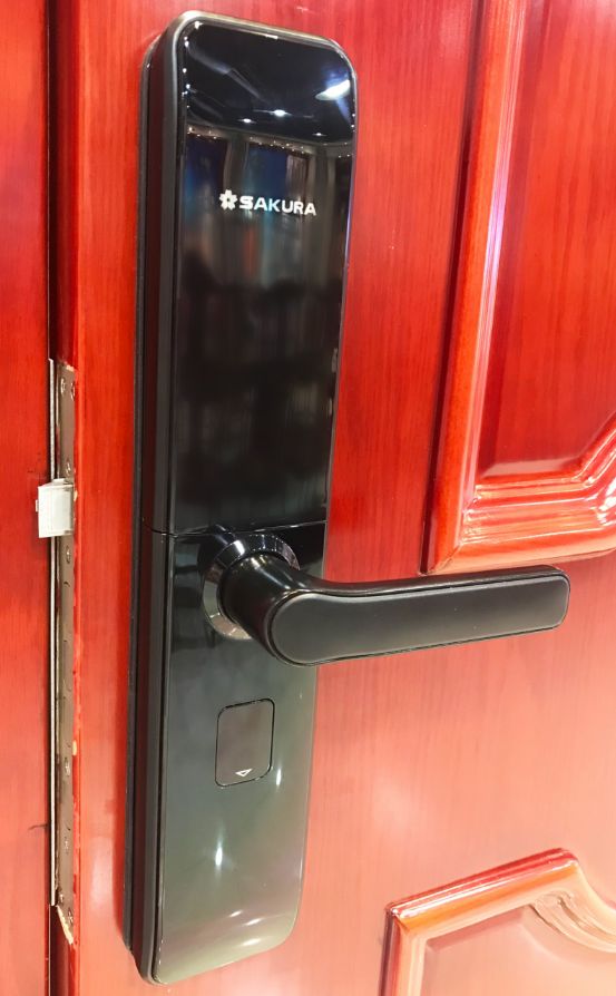 新房预装的智能锁要不要换?樱花8288智能锁真实使