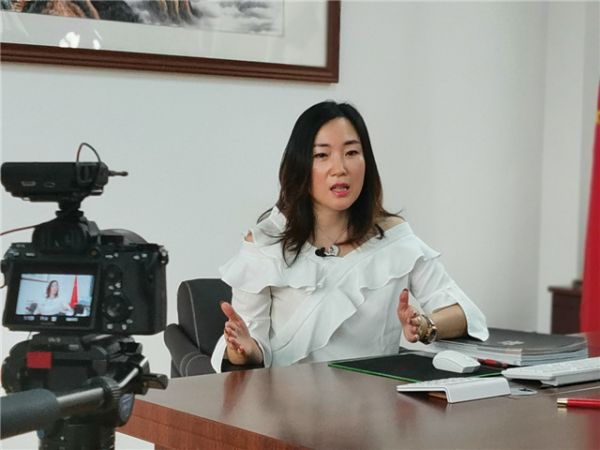 罗俊
