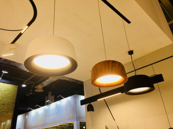 仙人掌先生盛建:以优质与专业设计打造自家灯光顾问