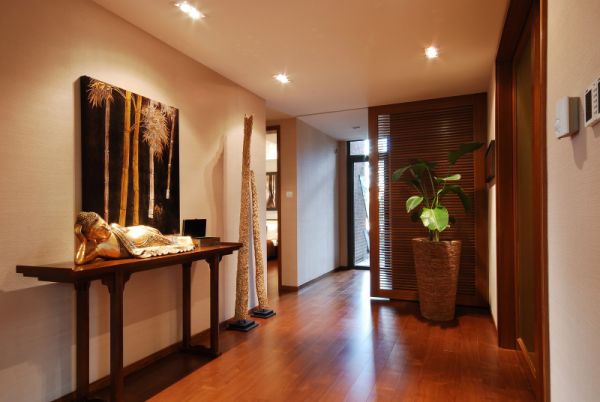 一进门看到它,会让你穷的揭不开锅!万万当心!