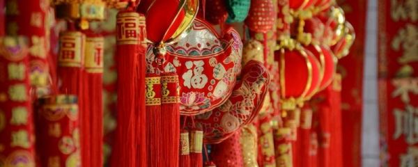 你知道春节如何贴对联吗?帖对了福气、财运可以倍增!